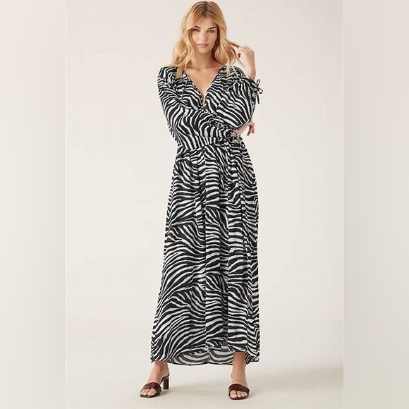 TIGERLILY Zoya Zebra Print Long Sleeve Maxi Dress NWT RRP$299 - Picture 6 of 16